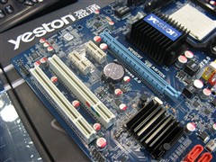 盈通飞刃A870X V1.1主板 