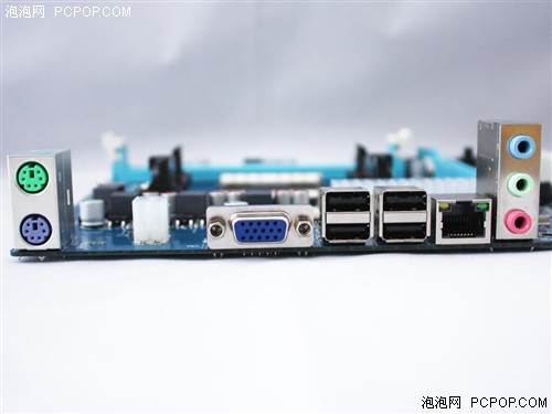 全固态电容装备  APU强板翔升A55V-S新品首曝 