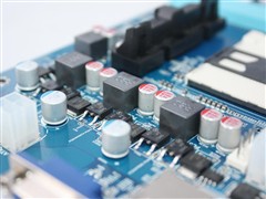 全固态电容装备  APU强板翔升A55V-S新品首曝 