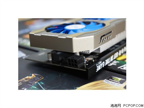 铭鑫视界风GTX750TI -2GBD5 光辉版显卡 